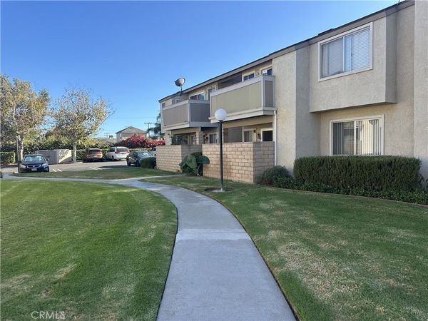 8571 La Salle , Unit 49, Cypress, CA 90630