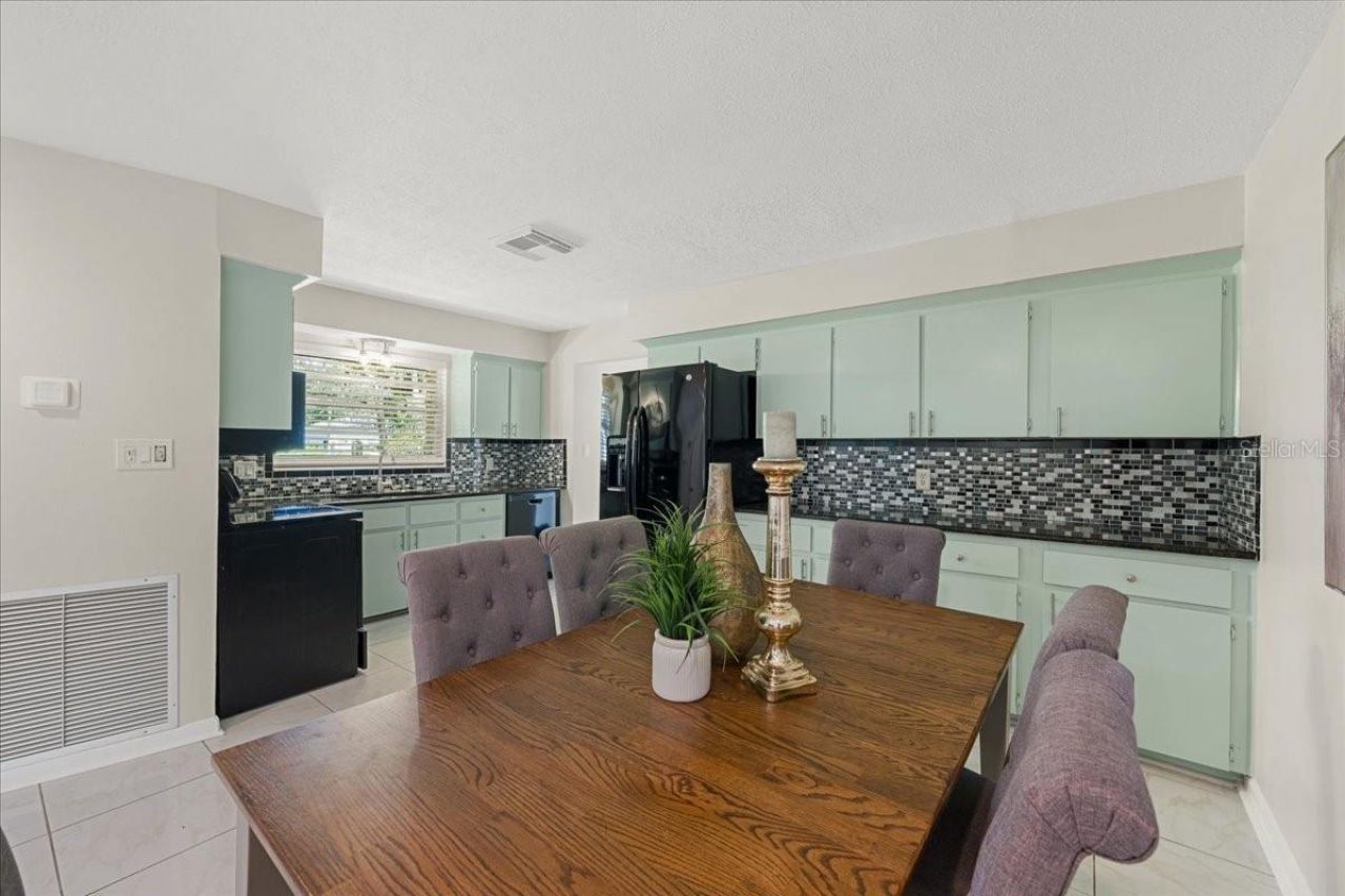 12301 N 53rd Street, Temple Terrace, FL 33617 Photo