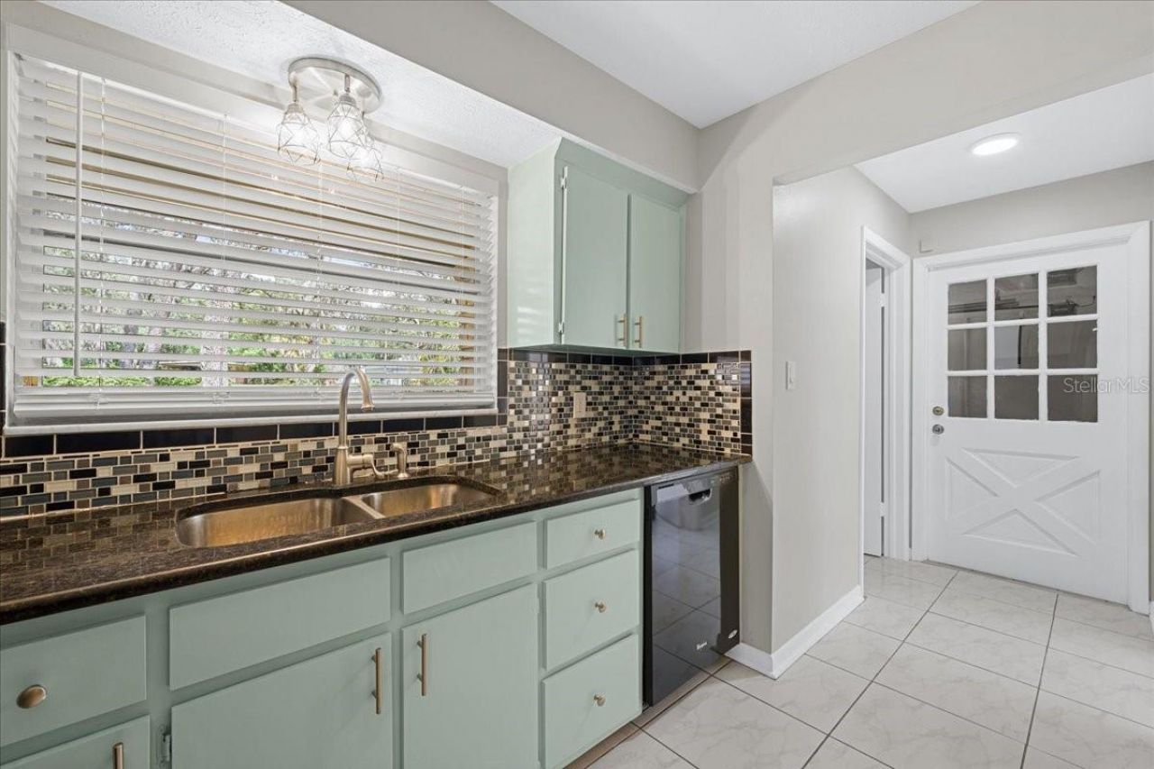12301 N 53rd Street, Temple Terrace, FL 33617 Photo