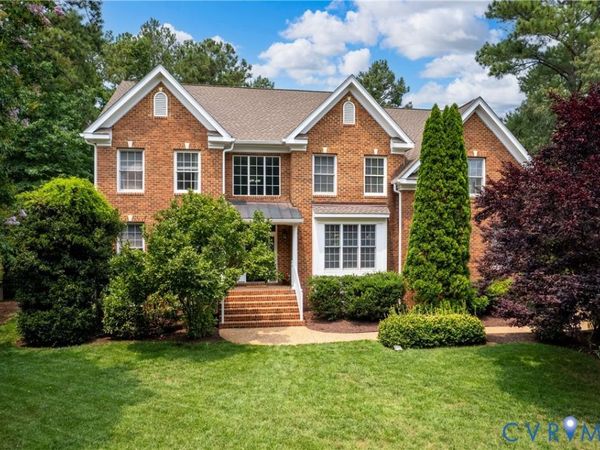 4706 Summer Lake Circle , Moseley, VA 23120
