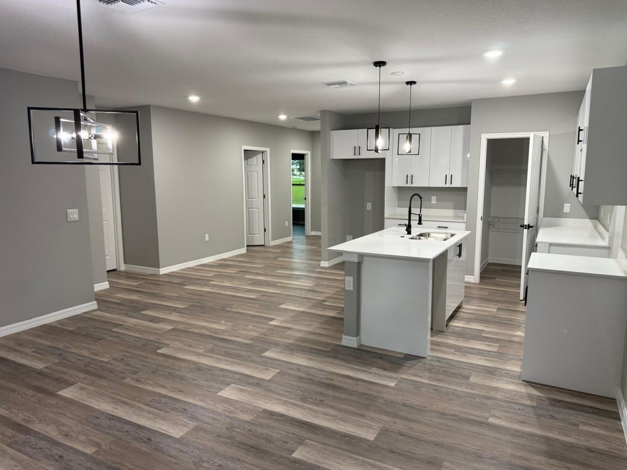 110 Friendly Circle, Unit 1, Sebring, FL 33876 Photo