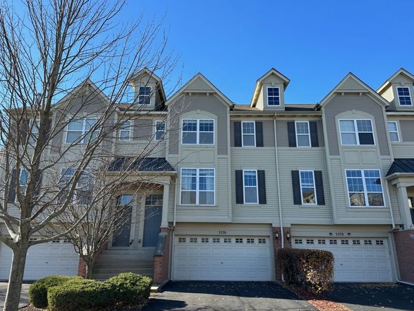3376 BRADBURY Circle , Aurora, IL 60504
