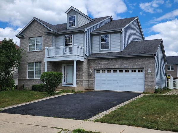 2145 Colchester Avenue , Hoffman Estates, IL 60192