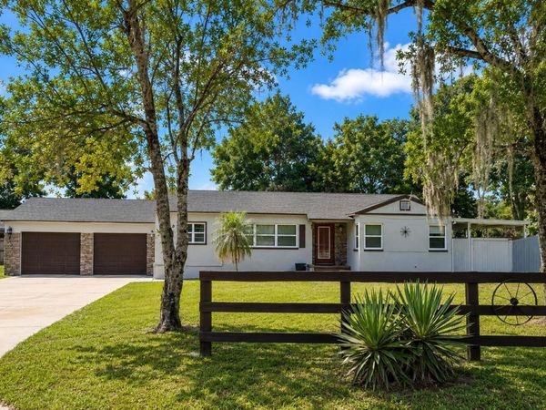 2400 S LAUREL AVENUE, SANFORD, FL 32771