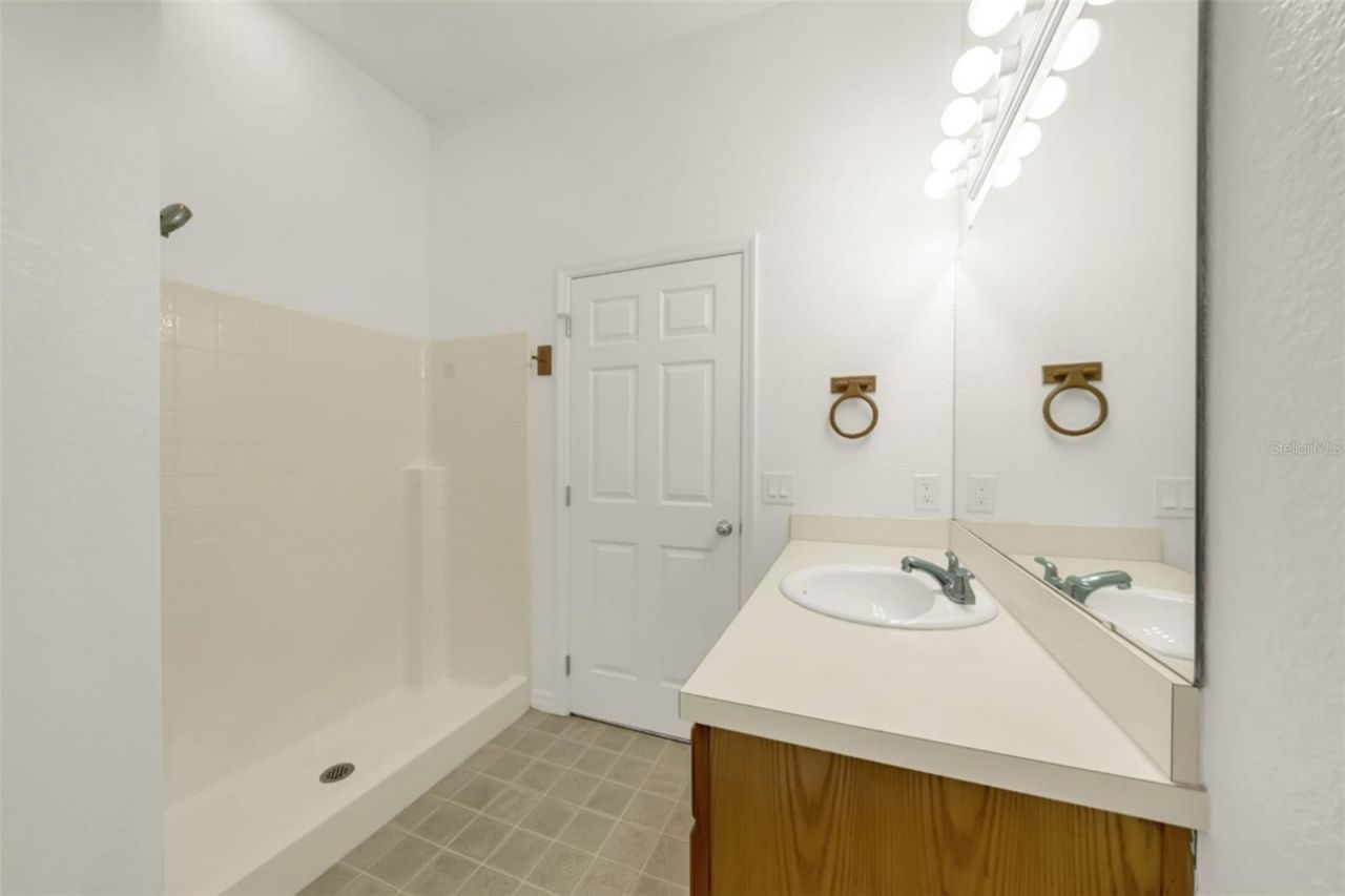 970 N Spring Garden Avenue, Unit 212, Deland, FL 32720 Photo