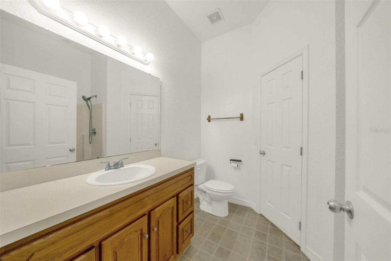 970 N Spring Garden Avenue, Unit 212, Deland, FL 32720 Photo