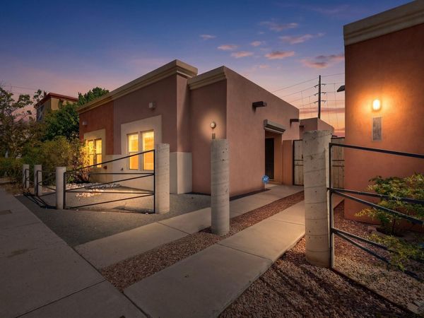 506 Coal Avenue SW, Albuquerque, NM 87102