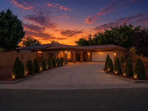 4900 Fairfax Drive NW, Albuquerque, NM 87114