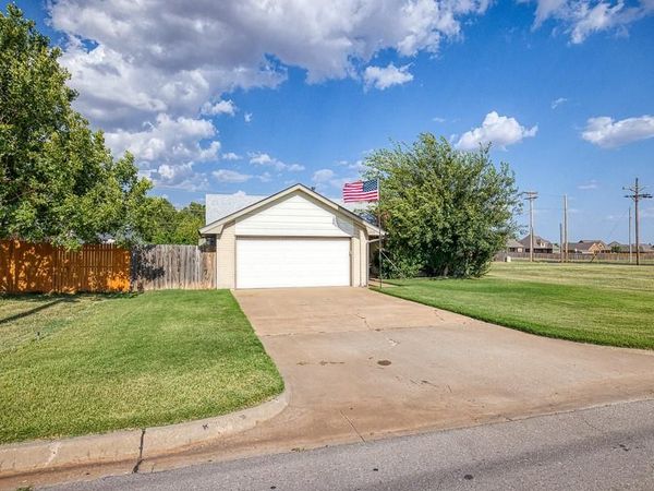 1513 S 13th Street, Kingfisher, OK 73750