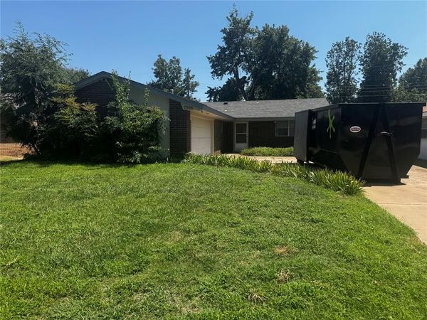 7904 NW 40th Street, Bethany, OK 73008