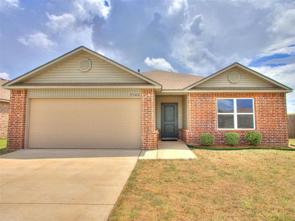 9500 Saddle Drive, Yukon, OK 73099