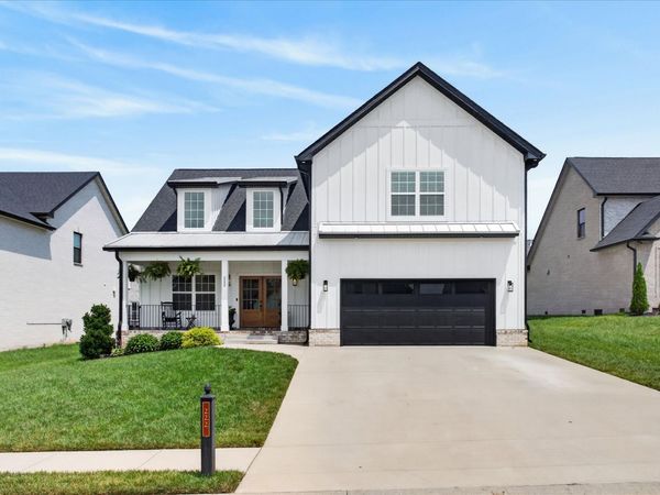 222 Bluebell Dr , Clarksville, TN 37043