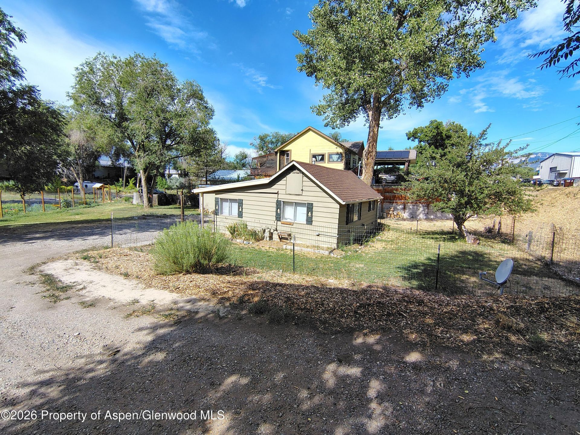 161 E 10th Street, Rifle, CO 81650 Main Photo