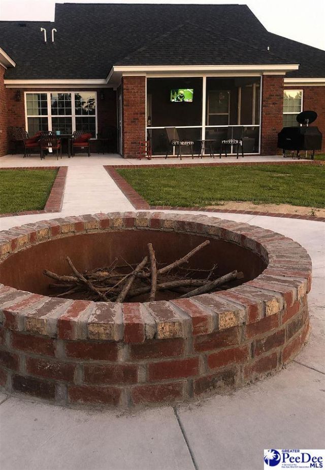 326 Lancelot Way Photo 25