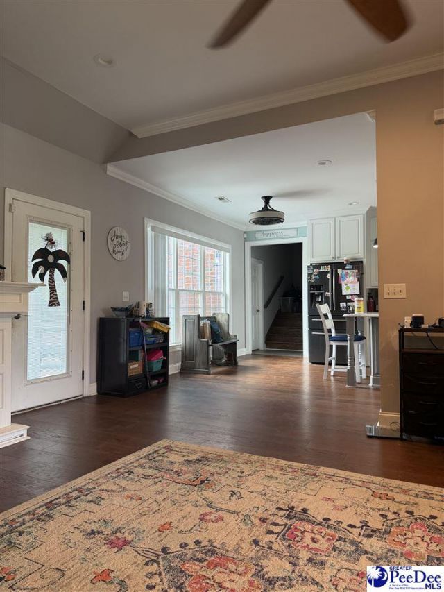 326 Lancelot Way Photo 4