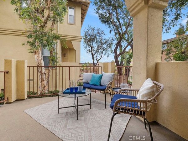 343 W Summerfield Circle, Anaheim, CA 92802