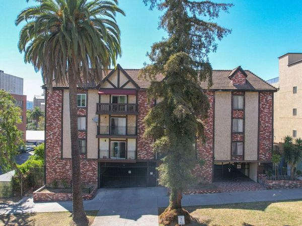 525 La Fayette Park Place, Unit 115, Los Angeles, CA 90057