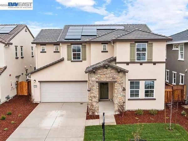 2789 Penrose Ln, Lathrop, CA 95330