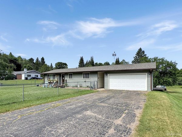 203 W Fourth Street, Caspian, MI 49915
