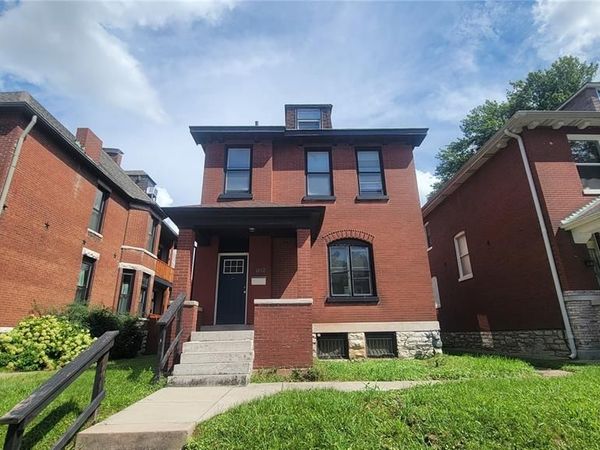 6708 Vermont Avenue , St Louis, MO 63111