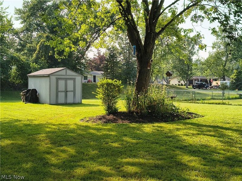 2090 Pinewood Drive, Brunswick, OH 44212 Photo 16