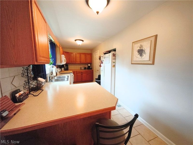 2090 Pinewood Drive, Brunswick, OH 44212 Photo 9