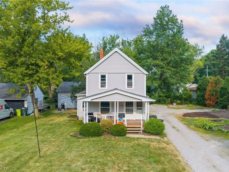 115 Avon Point Avenue, Avon Lake, OH 44012 Photo 2