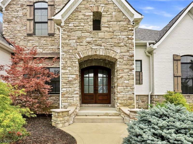 5623 Graven Way, Wadsworth, OH 44281 Photo 3