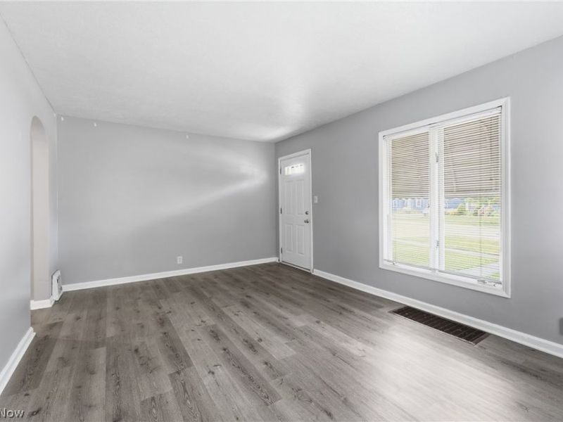 311 Fowles Road, Berea, OH 44017 Photo 5