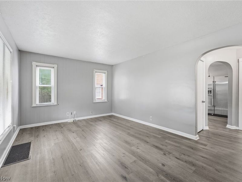 311 Fowles Road, Berea, OH 44017 Photo 6