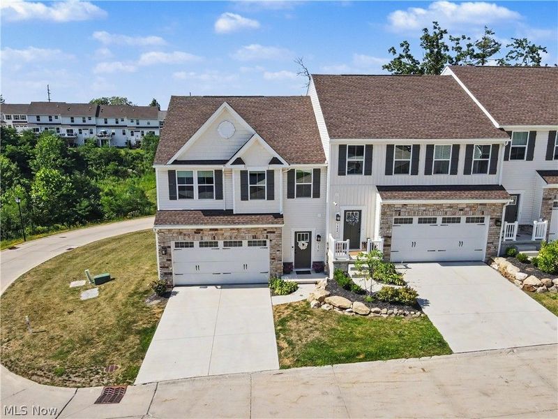 7370 Hillshire Drive, Concord Township, OH 44077 Photo 9