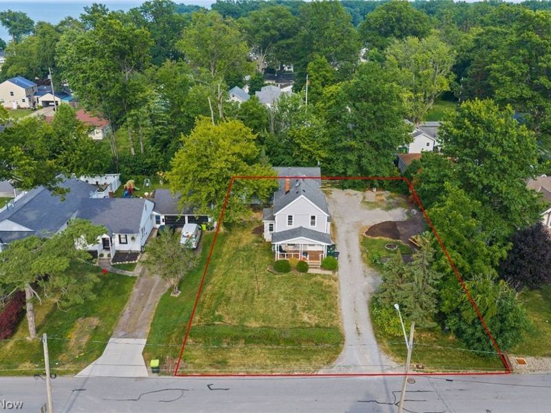 115 Avon Point Avenue, Avon Lake, OH 44012 Photo 5