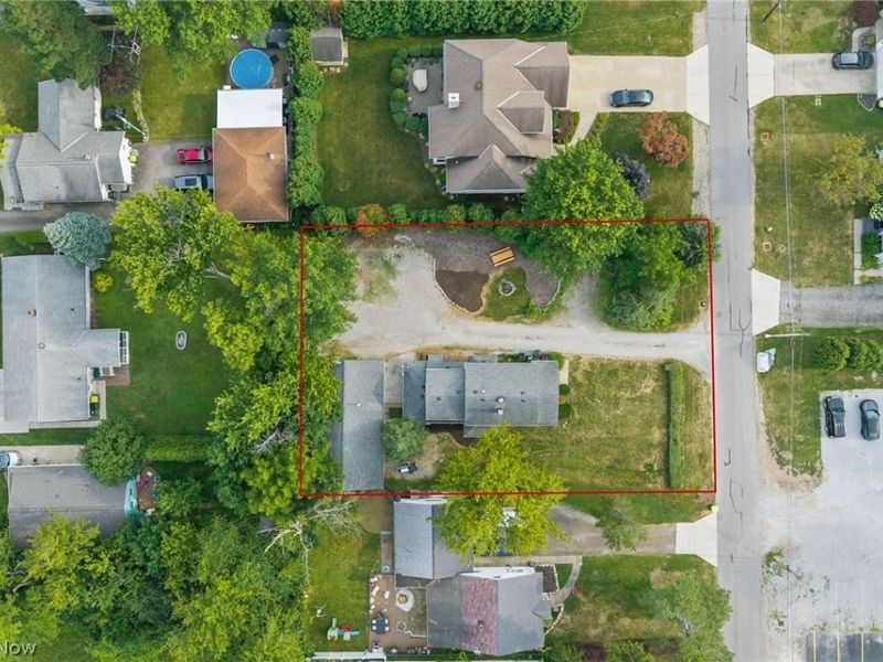 115 Avon Point Avenue, Avon Lake, OH 44012 Photo 9