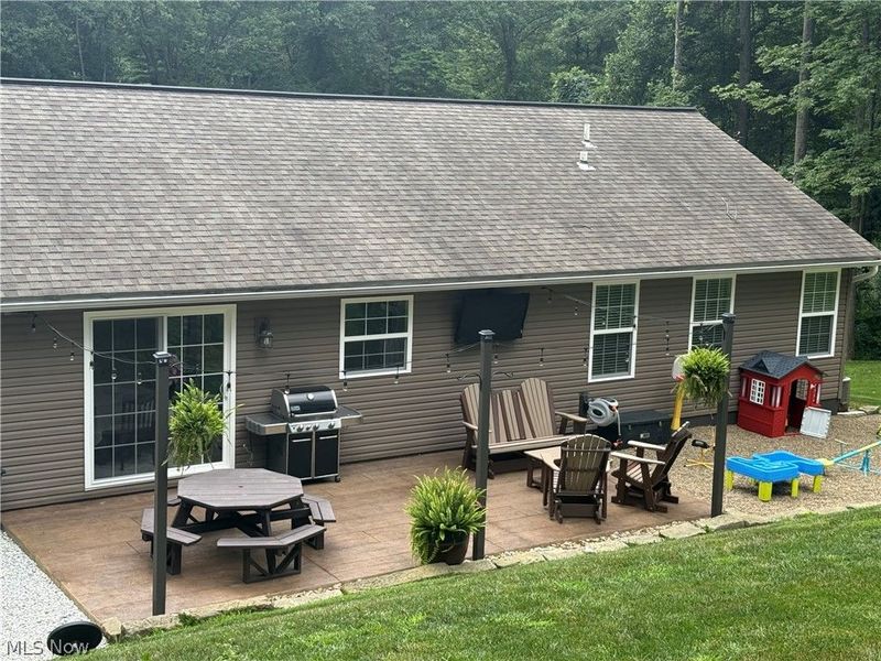 7595 Arbon Drive, Millersburg, OH 44654 Photo 12