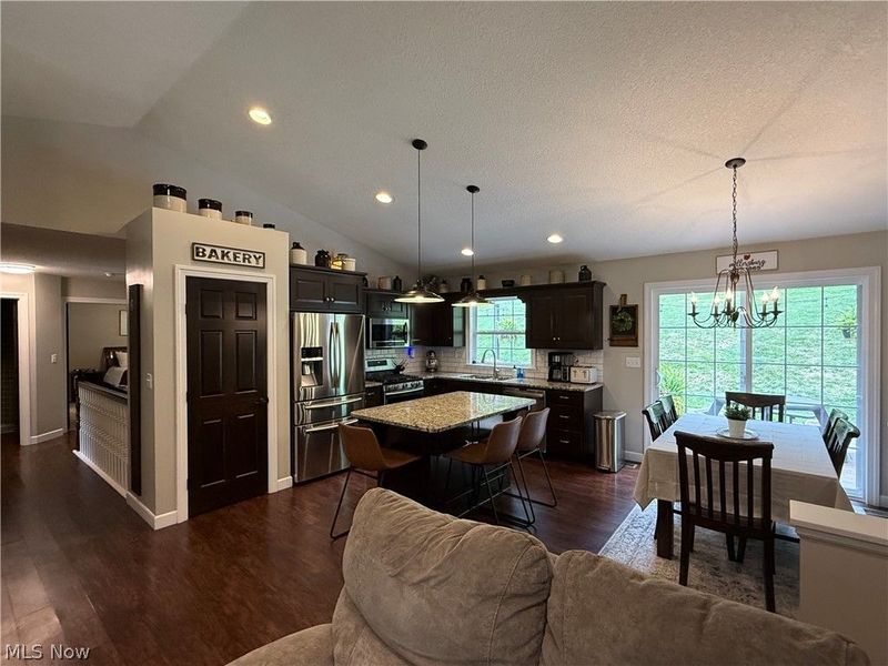 7595 Arbon Drive, Millersburg, OH 44654 Photo 32
