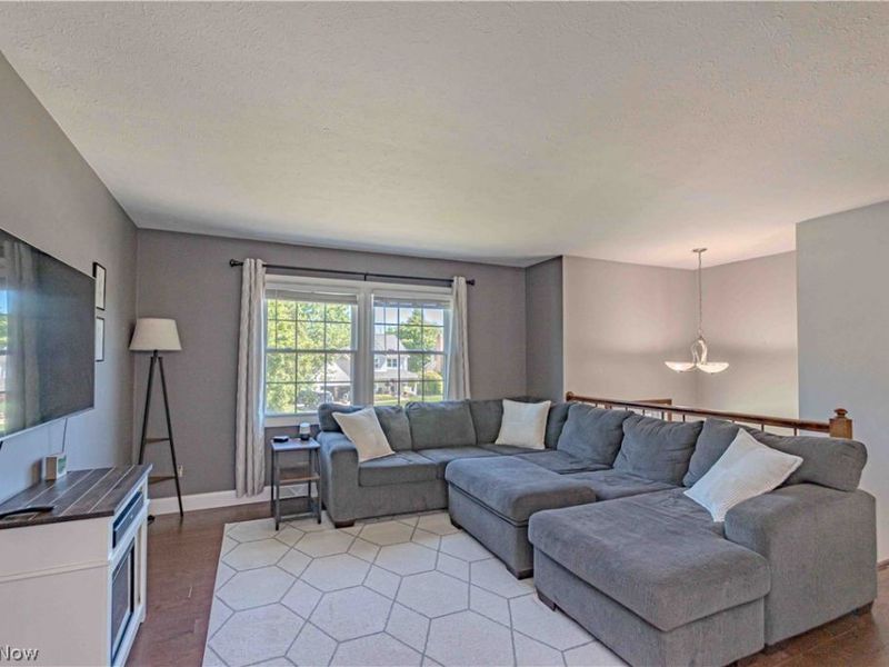1310 Waldo Way, Twinsburg, OH 44087 Photo 9