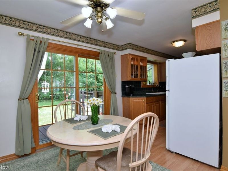 594 Terra Lane, Amherst, OH 44001 Photo 11