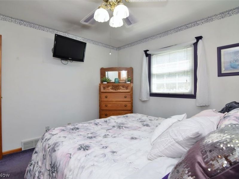 594 Terra Lane, Amherst, OH 44001 Photo 20