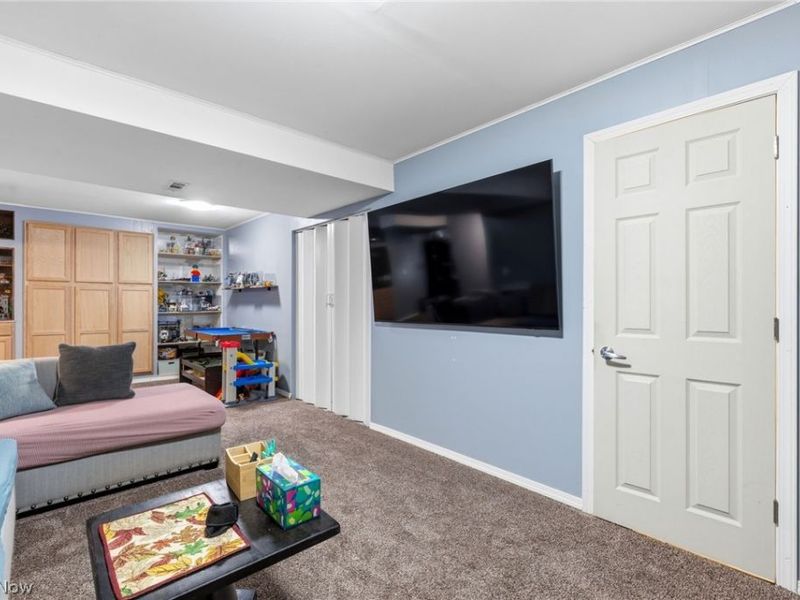 147 Springvale Drive , Amherst, OH 44001 Photo 36