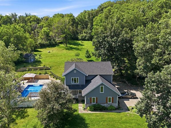 1432 Hickory Hollow NE, Solon, IA 52333