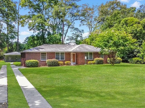 85 Lee Avenue, Garden City, GA 31408