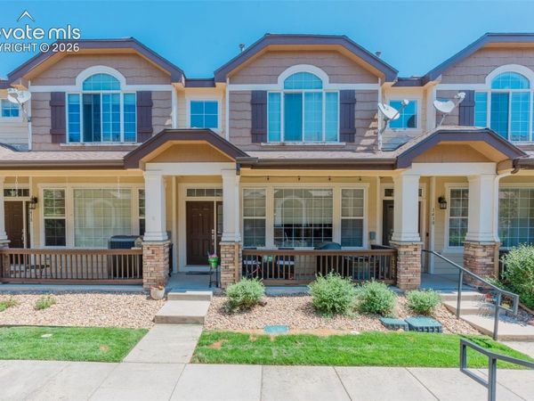 1424 Turnberry Drive, Castle Rock, CO 80104