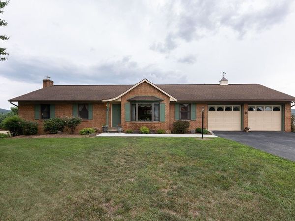 107 DOGWOOD DR, BRIDGEWATER, VA 22812