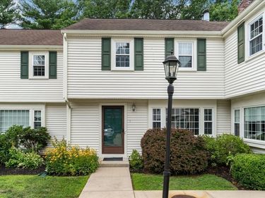 801 Washington St, Unit 8, Pembroke, MA 02359