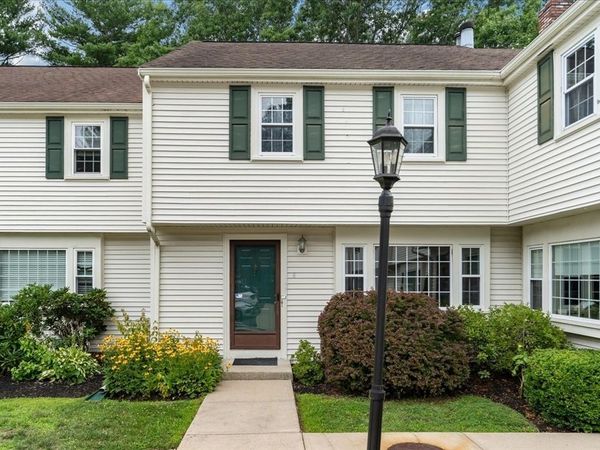 801 Washington St, Unit 8, Pembroke, MA 02359