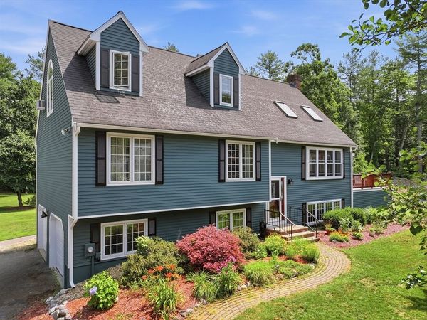 24 Piccadilly Circle, Holden, MA 01522