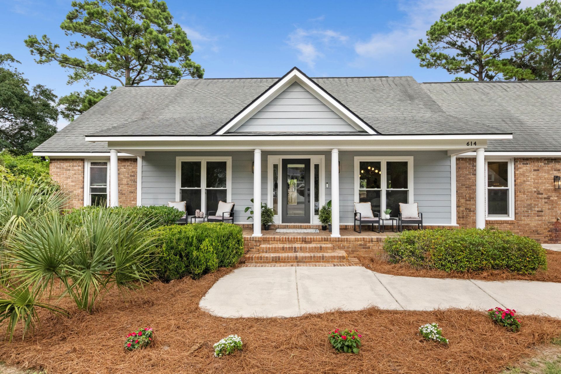 614 E Hobcaw Drive Photo 2