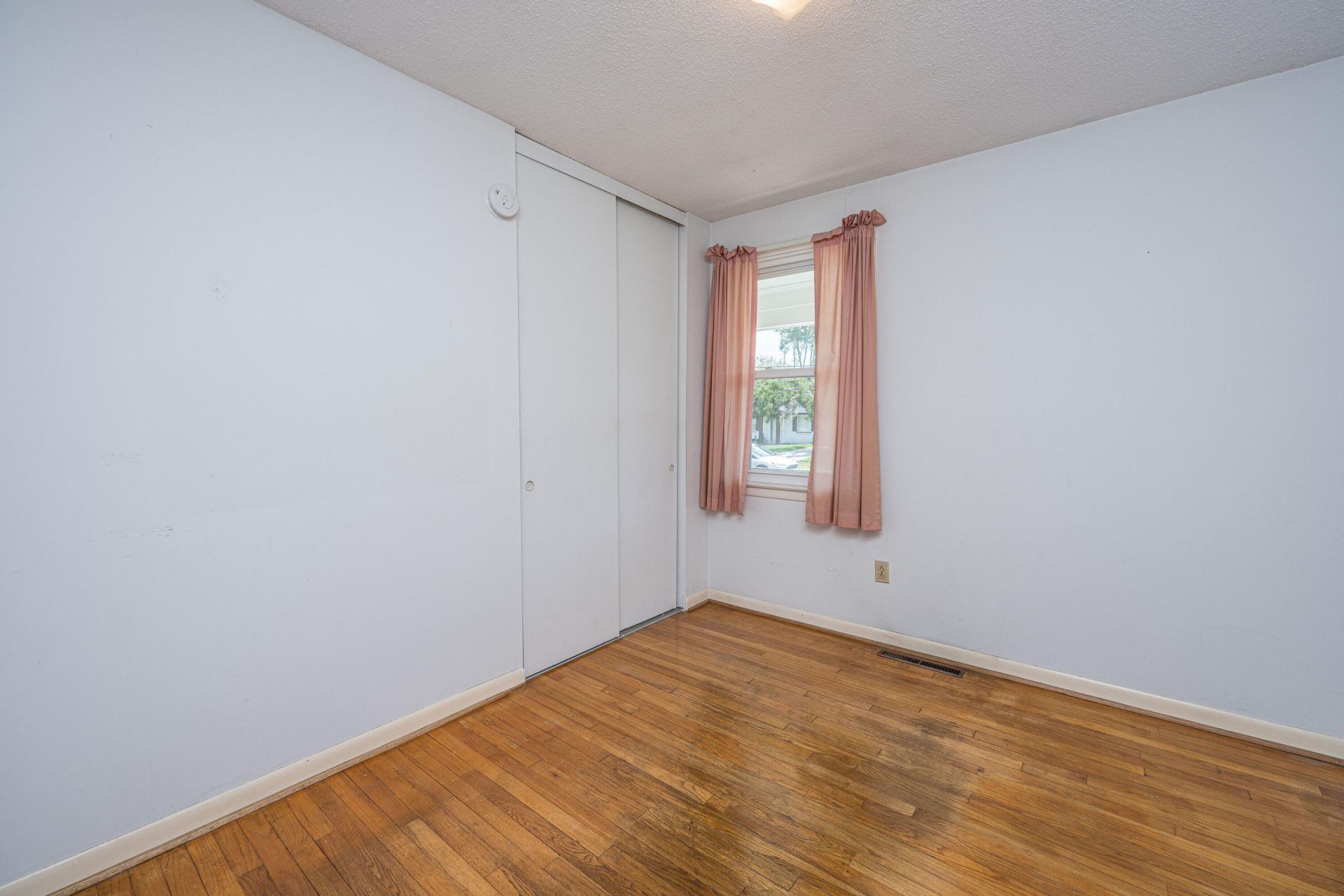 3220 Bonanza Road Photo 17
