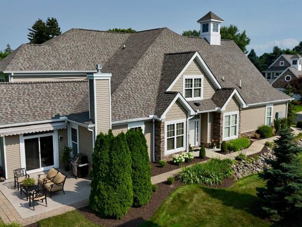 4511 E Harbors Edge, Port Clinton, OH 43452