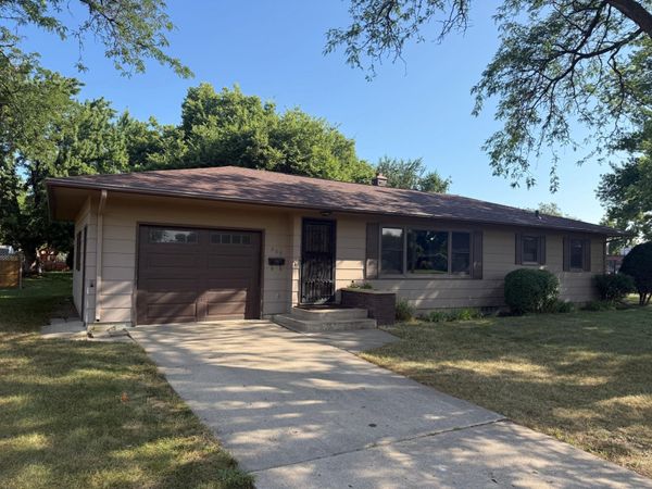 309 Fallwood Road , Redwood Falls, MN 56283